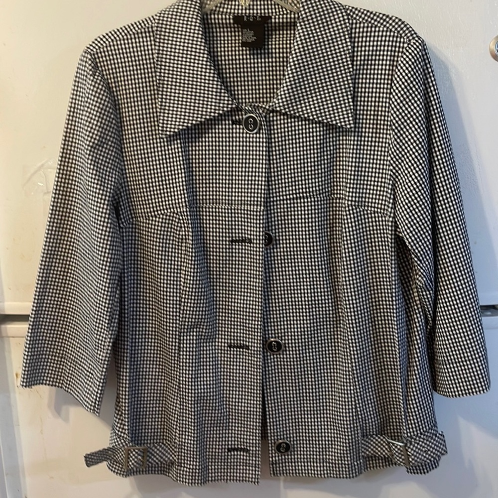 R-Q-T Black & White Check Cotton Jacket Size L.Black/Silver Buttons (5)